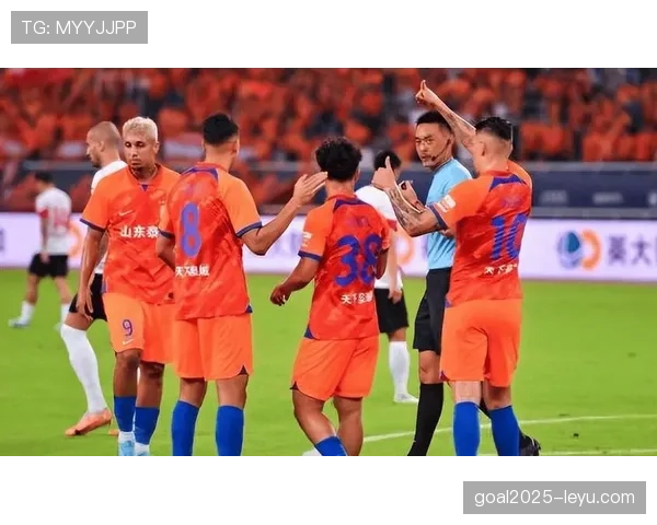 南美足球联赛豪门表现抢眼，持续引爆全球球迷关注