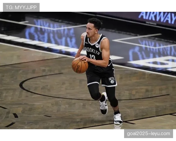 阿什拉夫任意球建功，助球队关键战告捷状态回暖引关注