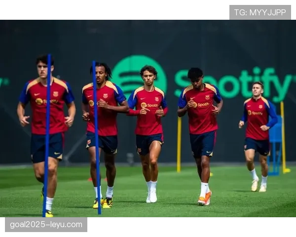 西甲赛季精彩回顾：新星闪耀赛场，豪门激战铸就经典