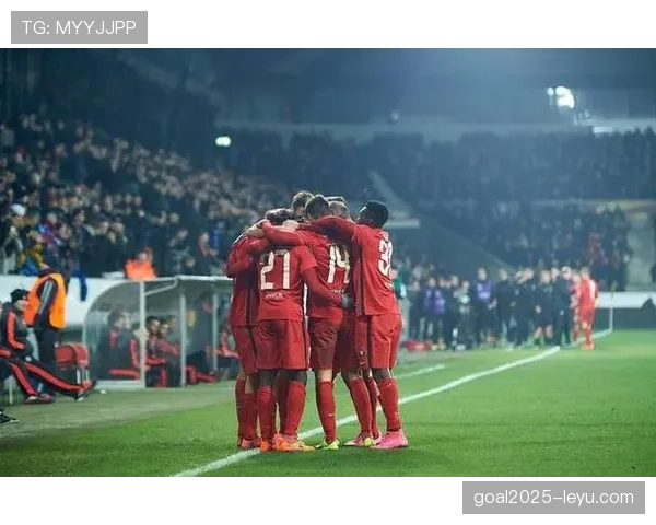 欧洲杯预选赛激战正酣，各队全力争夺晋级名额