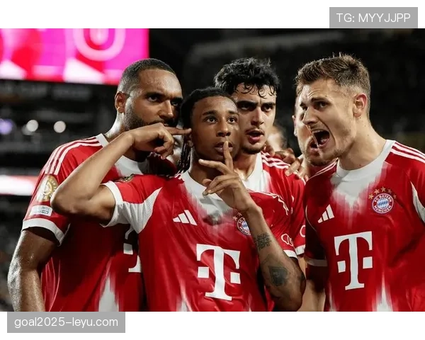 拜仁从压制到拉锯,失控的节奏藏不住了 拜仁从压制到拉锯,失控的节奏藏不住了